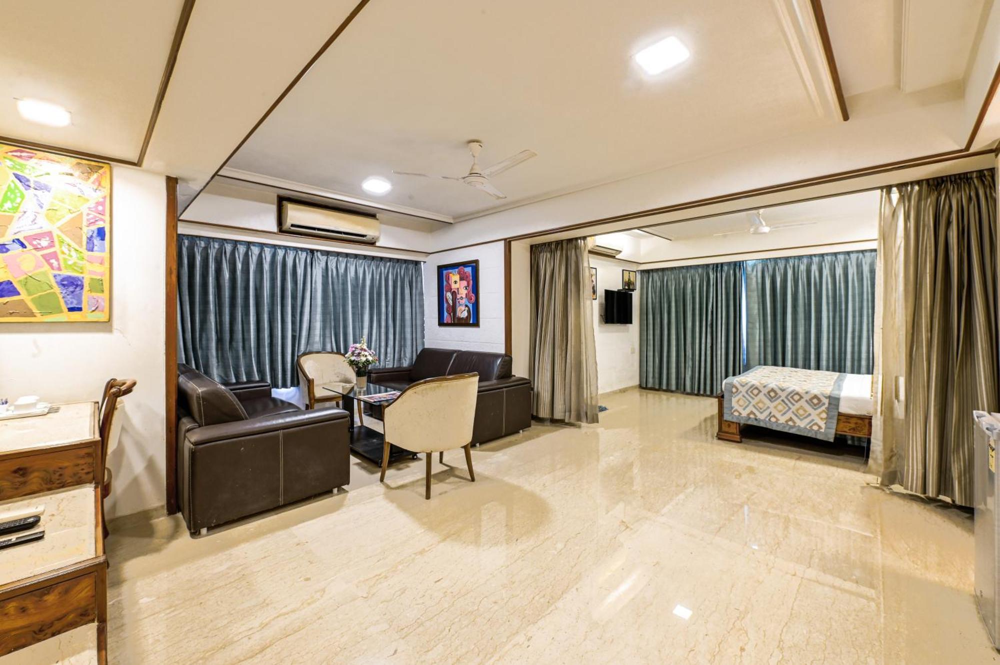 Regal Enclave Otel Mumbai Dış mekan fotoğraf